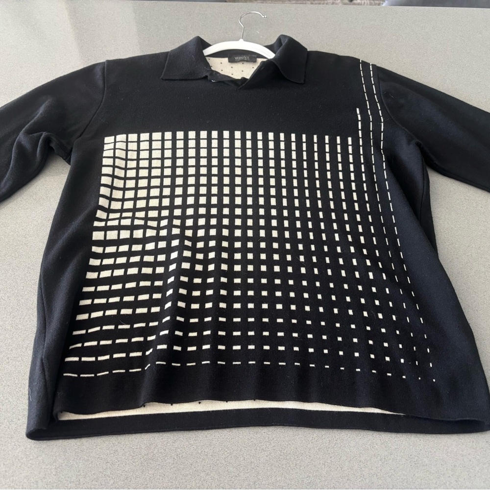 Versace Men’s Classic V2 Pullover Button Up